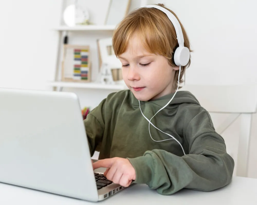 Neveu ou développeur professionnel pour votre site web ?